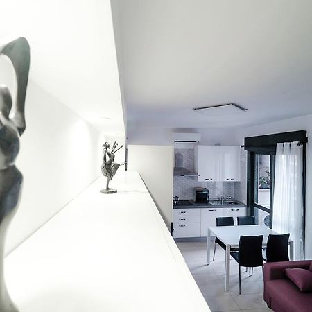 Visit Cagliari Apartment Luaran gambar